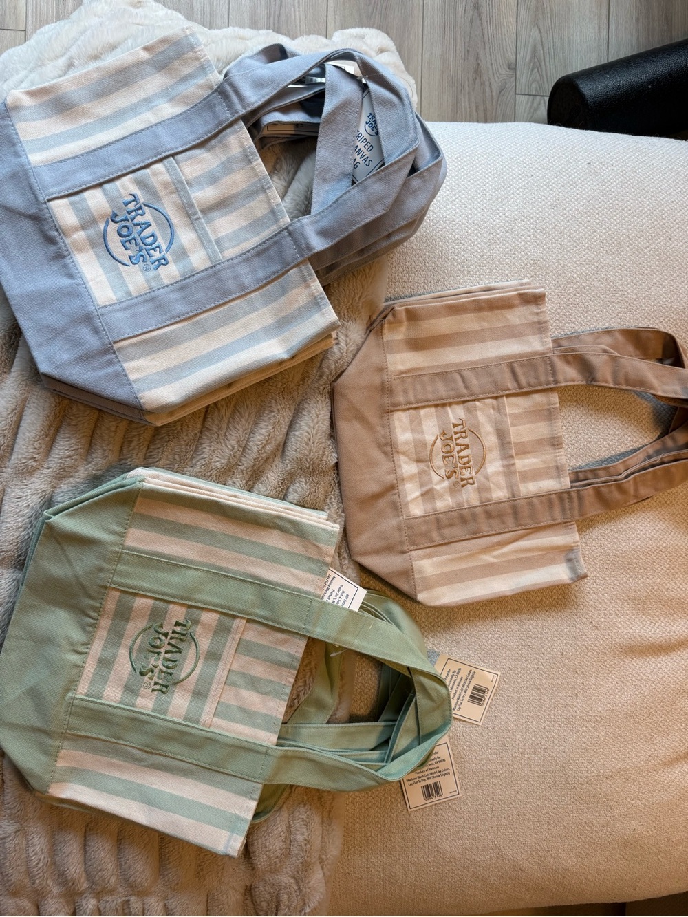 NWT LIMITED EDITION Trader Joe's Striped Canvas Tote Bag - Tan